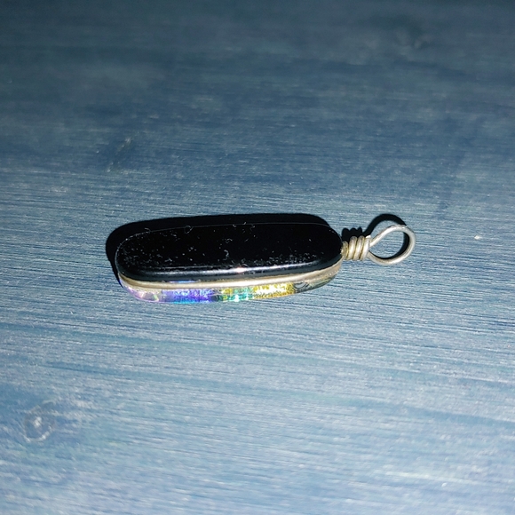 Blown Glass Pendant - Picture 6 of 6